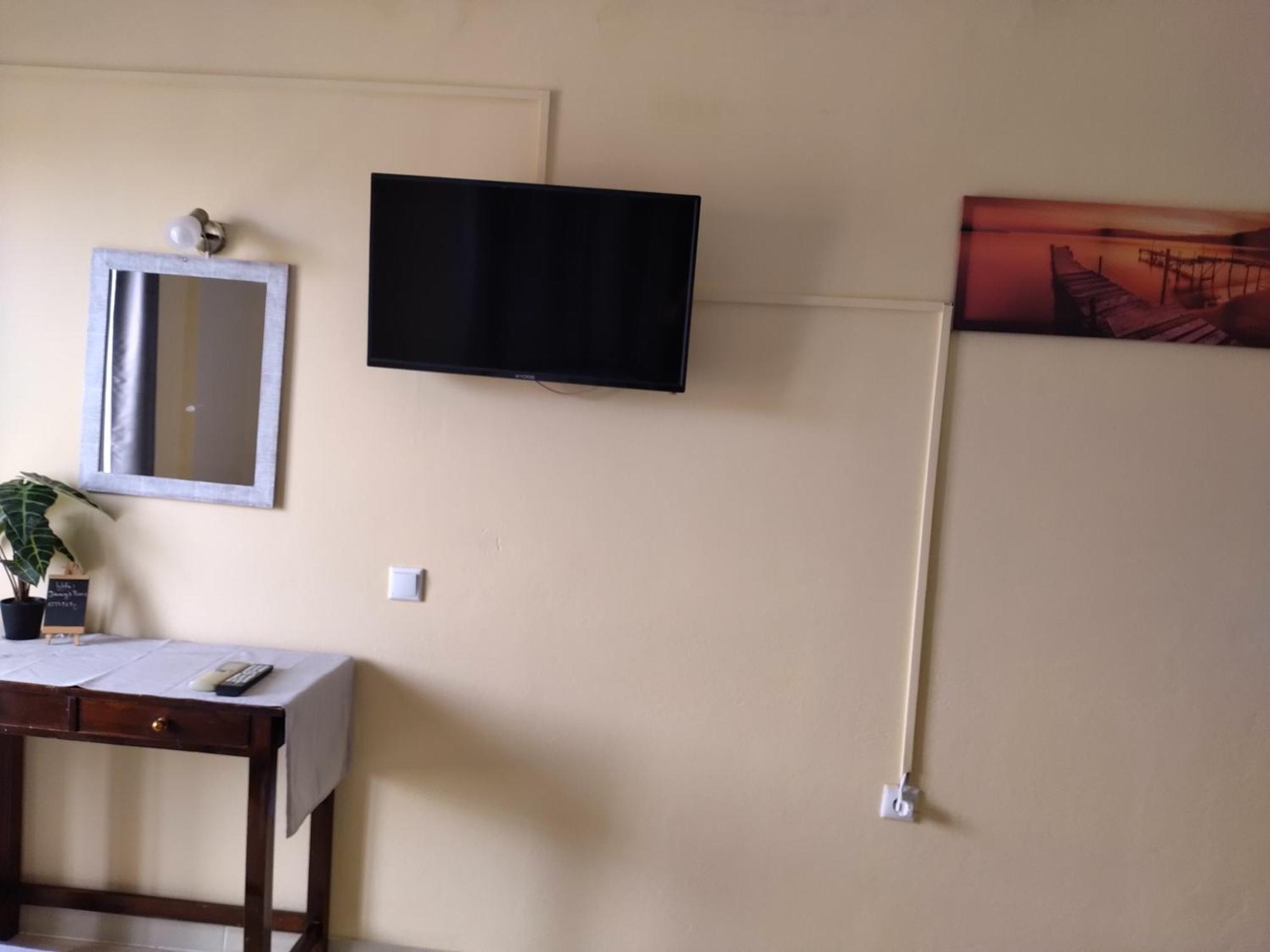 Jimmy'S Apartments モライティカ エクステリア 写真